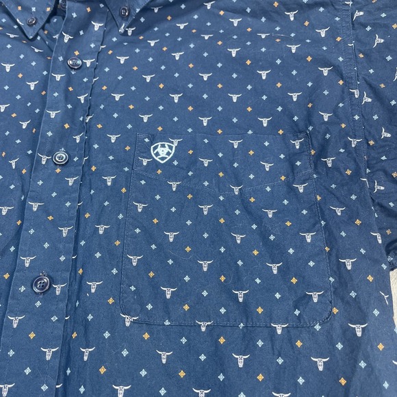Ariat Shirt Mens Large Blue AOP Bulls Long Sleeve Button Western Ranch Fitted - Picture 5 of 10